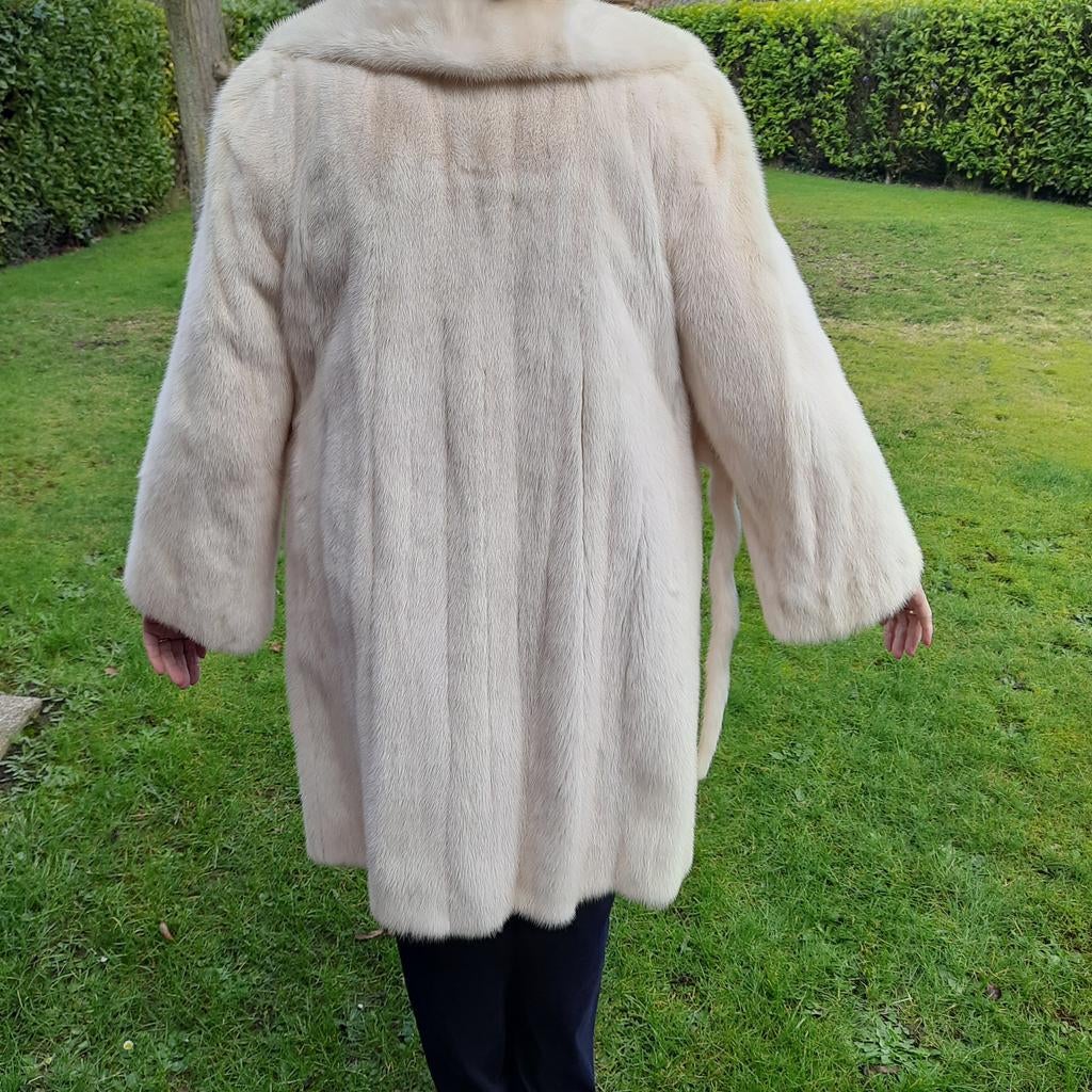 NERTSMANTEL WIT/PEARL*38/40*ALS NIEUW., Kleding | Dames, Jassen | Winter, Zo goed als nieuw, Maat 38/40 (M), Wit, Ophalen
