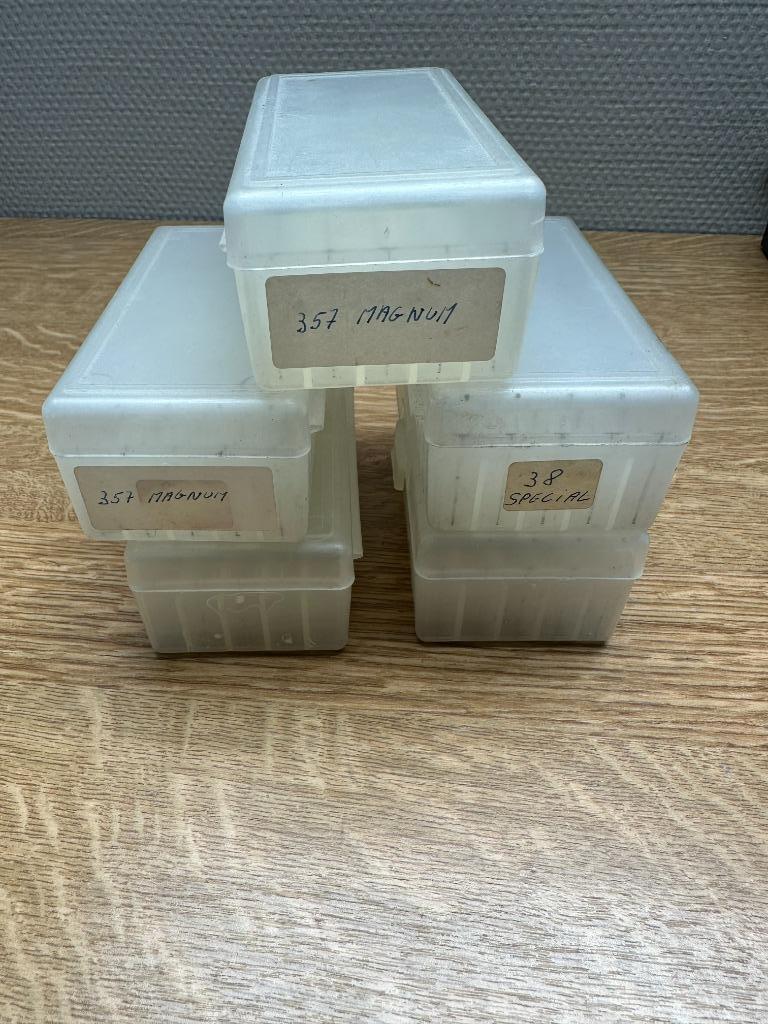 5 Lege kogel dozen voor 357 magnum of 38 special en 9mm, Doe-het-zelf en Bouw, Kratten en Dozen, Ophalen of Verzenden, Gebruikt