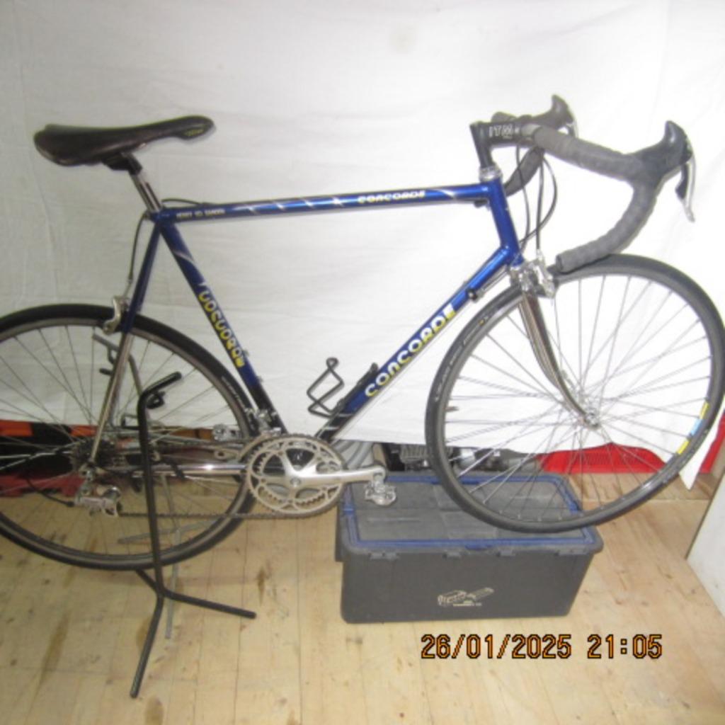 TE KOOP ZEER MOOIE CONCORDE RACEFIETS ALLES CAMPAGNOLO, Fietsen en Brommers, Ophalen, Zo goed als nieuw
