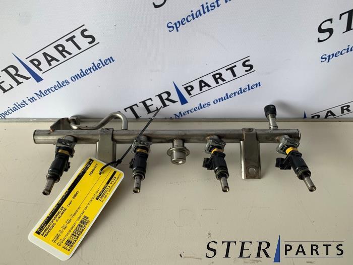 Distributeur de carburant d'un Mercedes C-Klasse, 3 mois de garantie, Utilisé, -, -