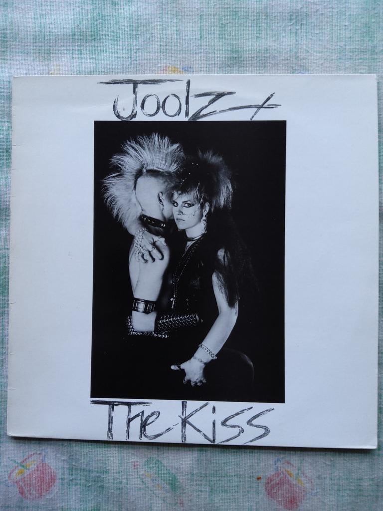 JOOLZ THE KISS/PAVED WITH GOLD (12" 45rpm), Enlèvement ou Envoi, Comme neuf