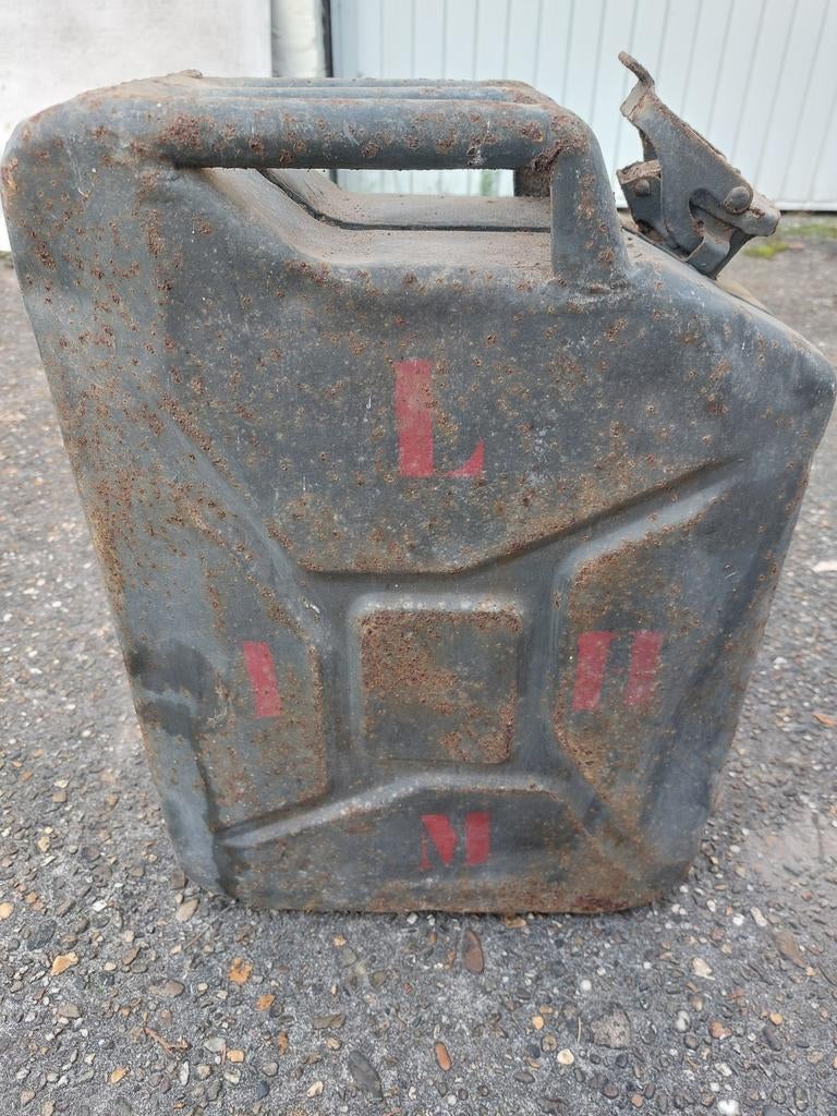 Jerrycan ' 1944 ', Ophalen