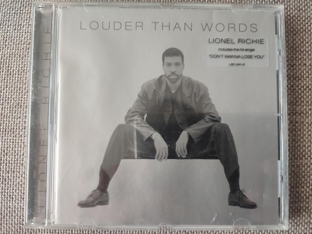 CD : LIONEL RICHIE - LOUDER THAN WORDS, Ophalen of Verzenden, Zo goed als nieuw