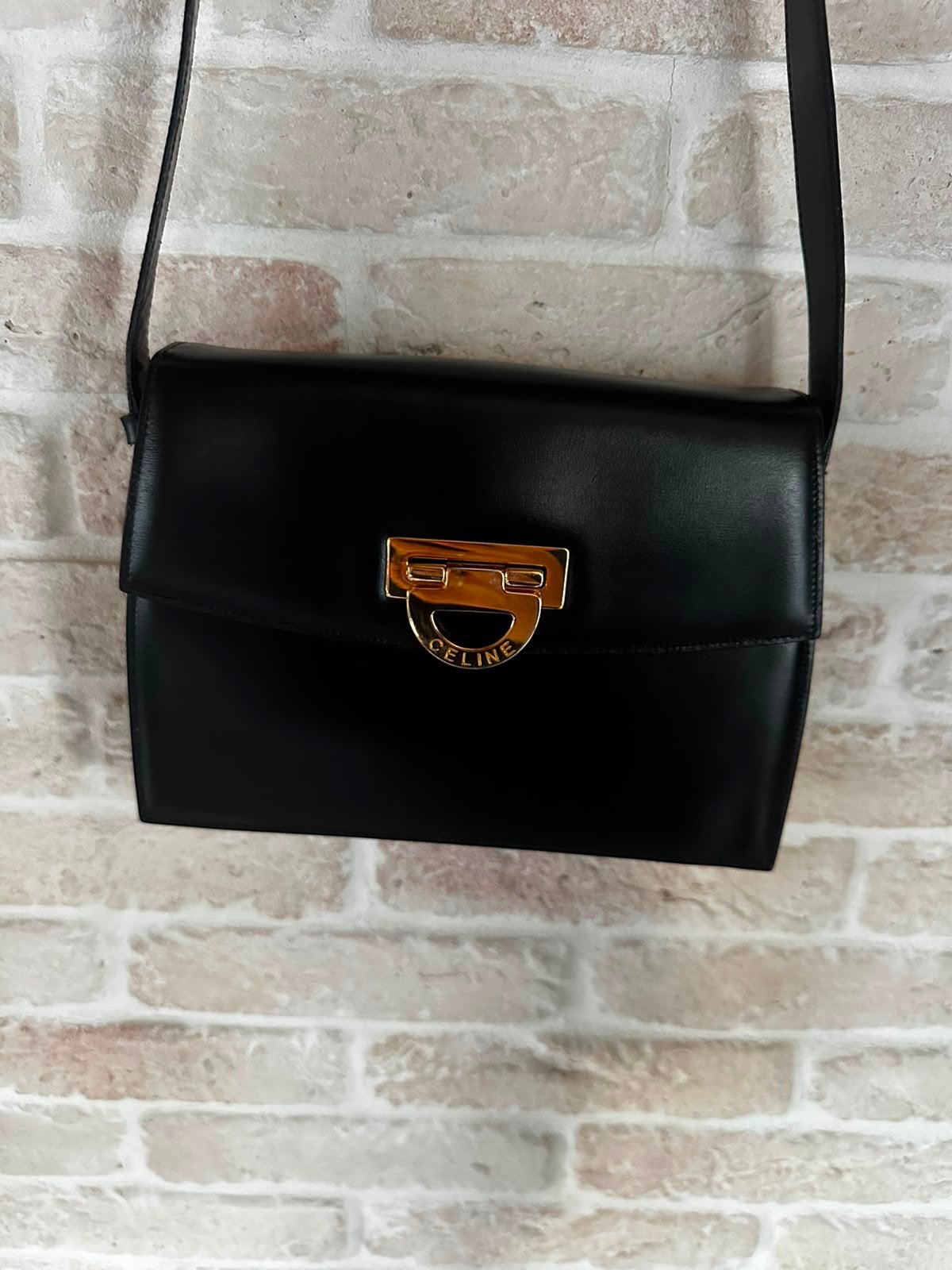 Céline , sac à bandoulière authentique et impeccable, Overige merken, Zwart, Ophalen of Verzenden, Zo goed als nieuw