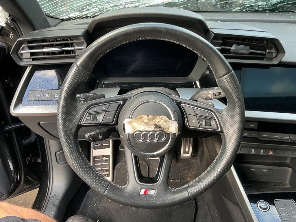 VOLANT DIRECTION Audi A3 Limousine (8YS) (|82A419091AD|), Auto-Union-Straße  1,
85057  Ingolstadt, DE, Info@audi.de, Audi, Utilisé