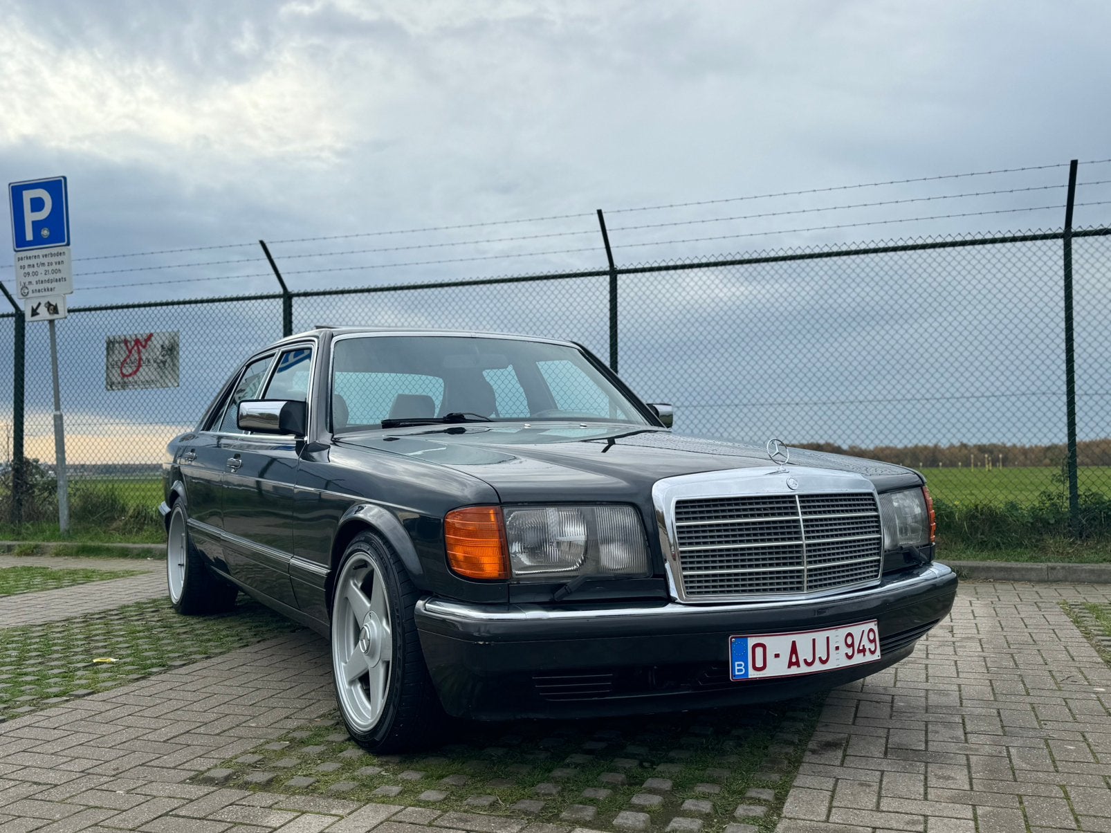 Mercedes-Benz 560 SE SEL W126 | 1989 | Collector’s Item, foto 3
