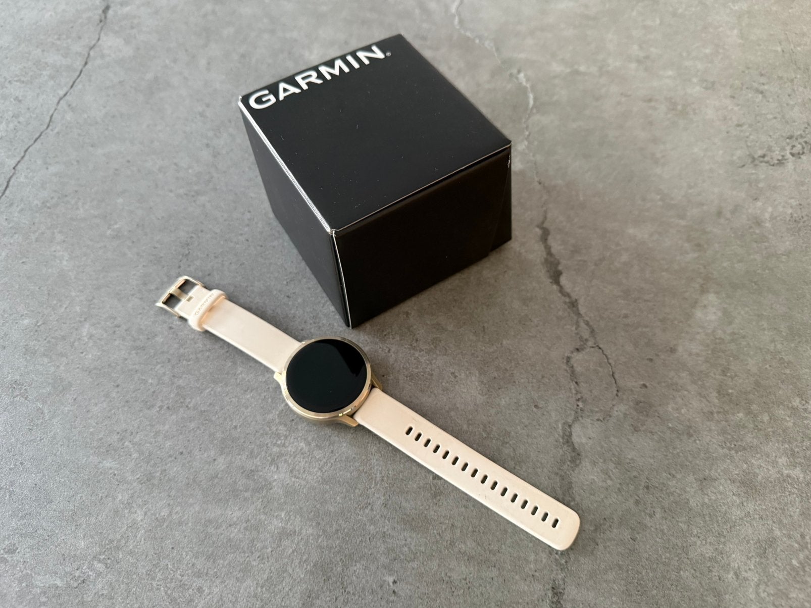 Garmin Venu 4 goud 41mm, Handtassen en Accessoires, Ophalen of Verzenden, Zo goed als nieuw