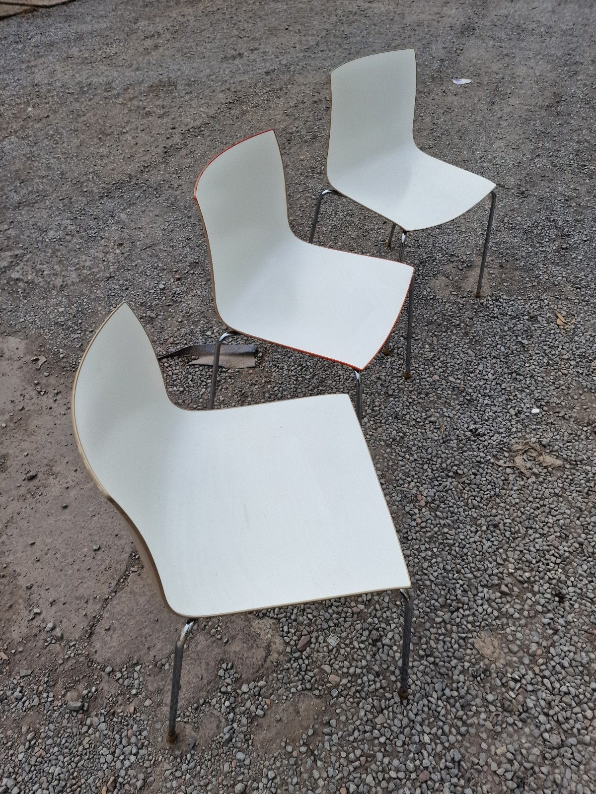 3 chaises Arper Catifa 46, Enlèvement, Utilisé