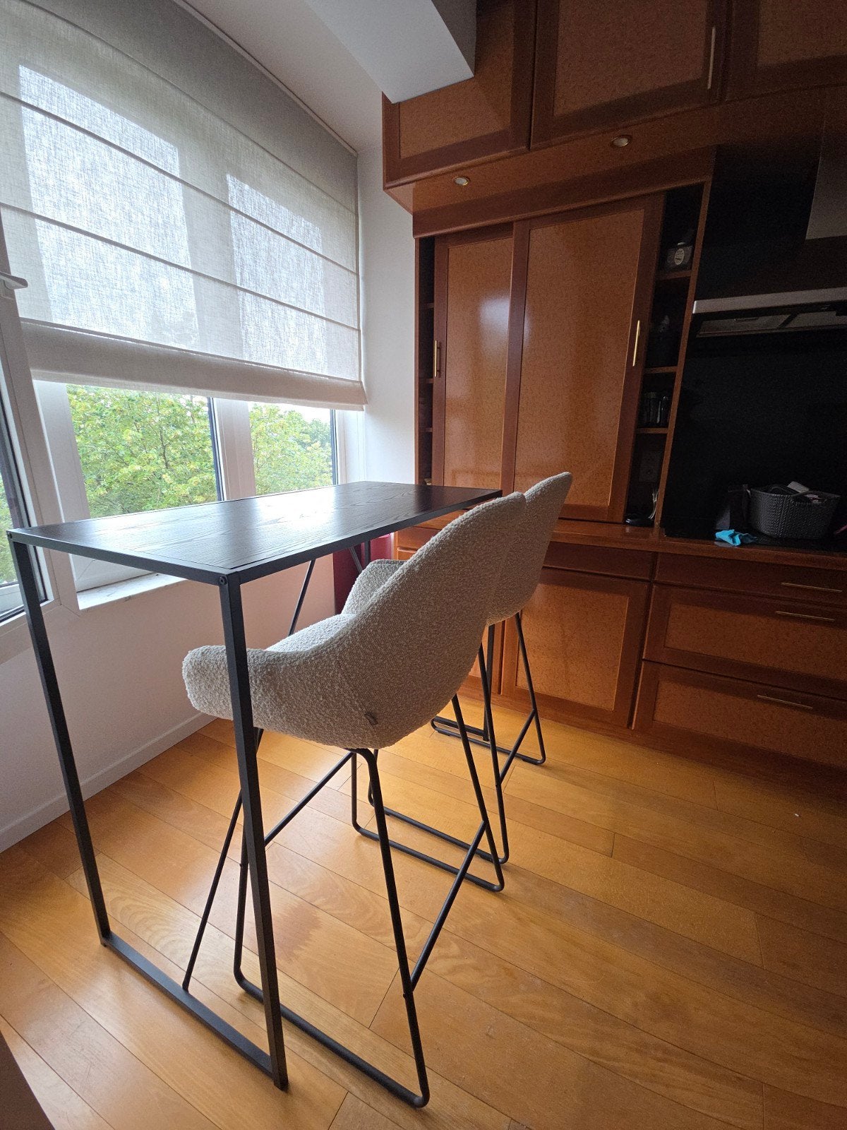 Bartafel met 2 barstoelen te koop, Ophalen
