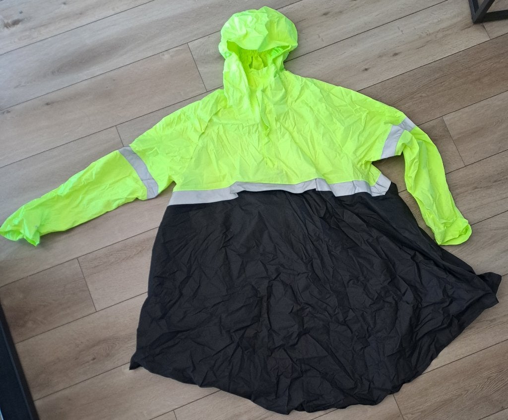 B'twin 560 - regenponcho M/L, M, Dames, Ophalen of Verzenden, Zo goed als nieuw