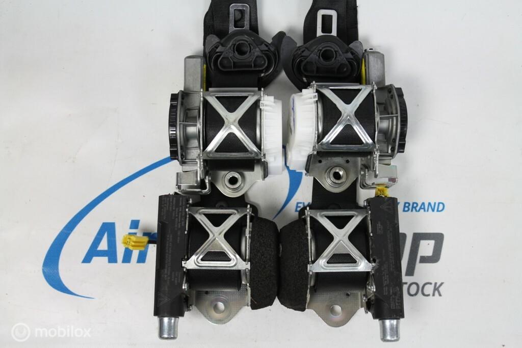2 ceintures avant + 2 arrière Mercedes E klasse W207
