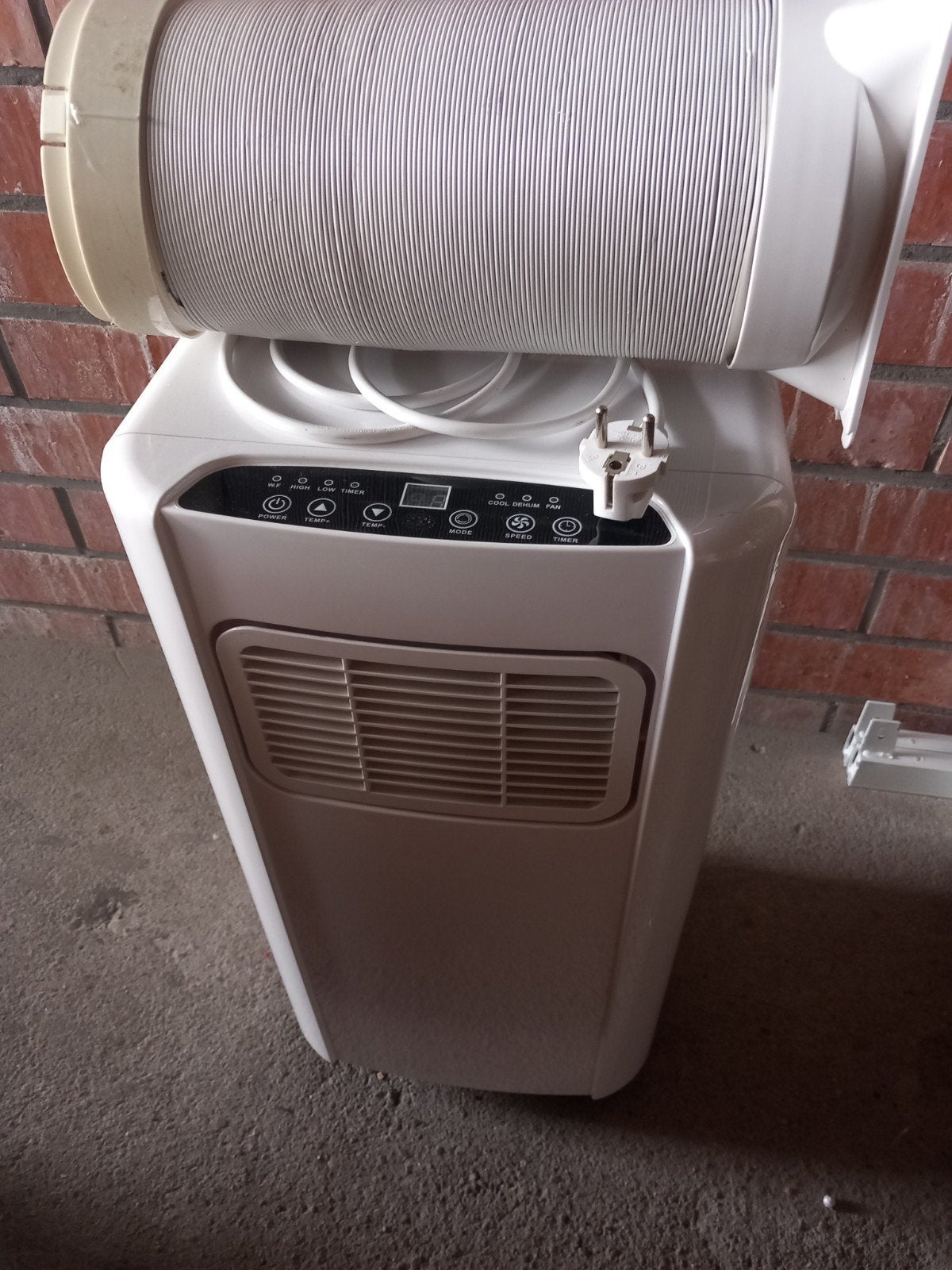 Airco Merk Handson, Enlèvement