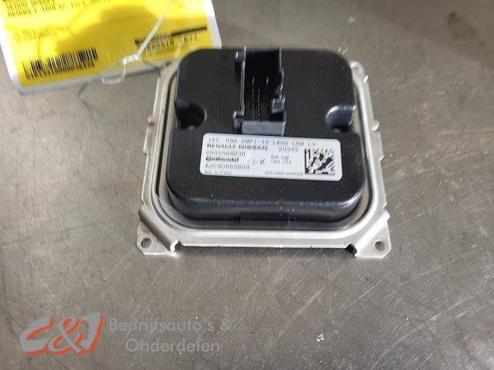 Xenon module van een Renault Trafic, Gebruikt, -, Renault, -