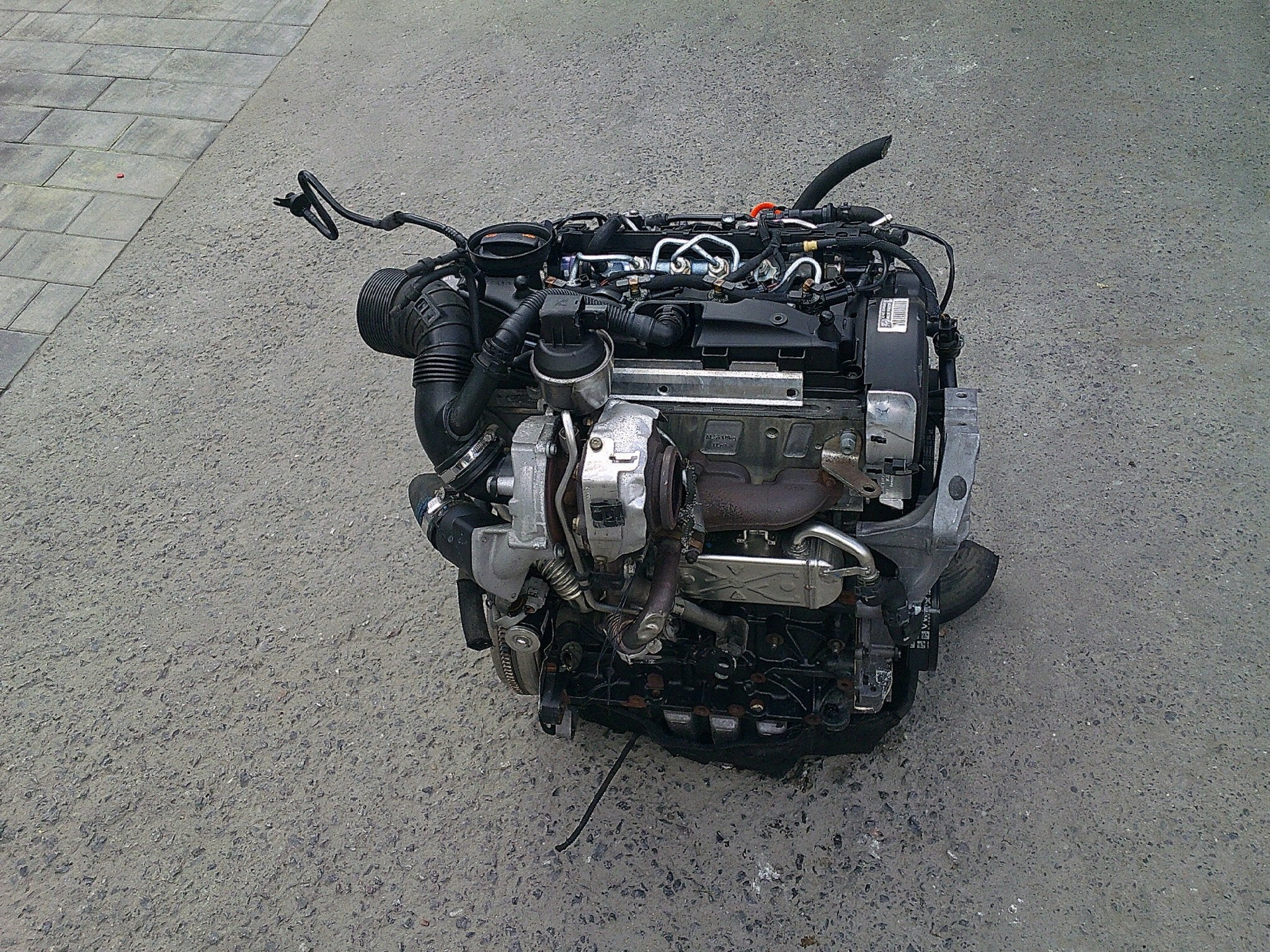Moteur CFHF Complet GOLF OCTAVIA VW TOURAN SKODA CADDY YETI, Envoi, Utilisé, Daihatsu