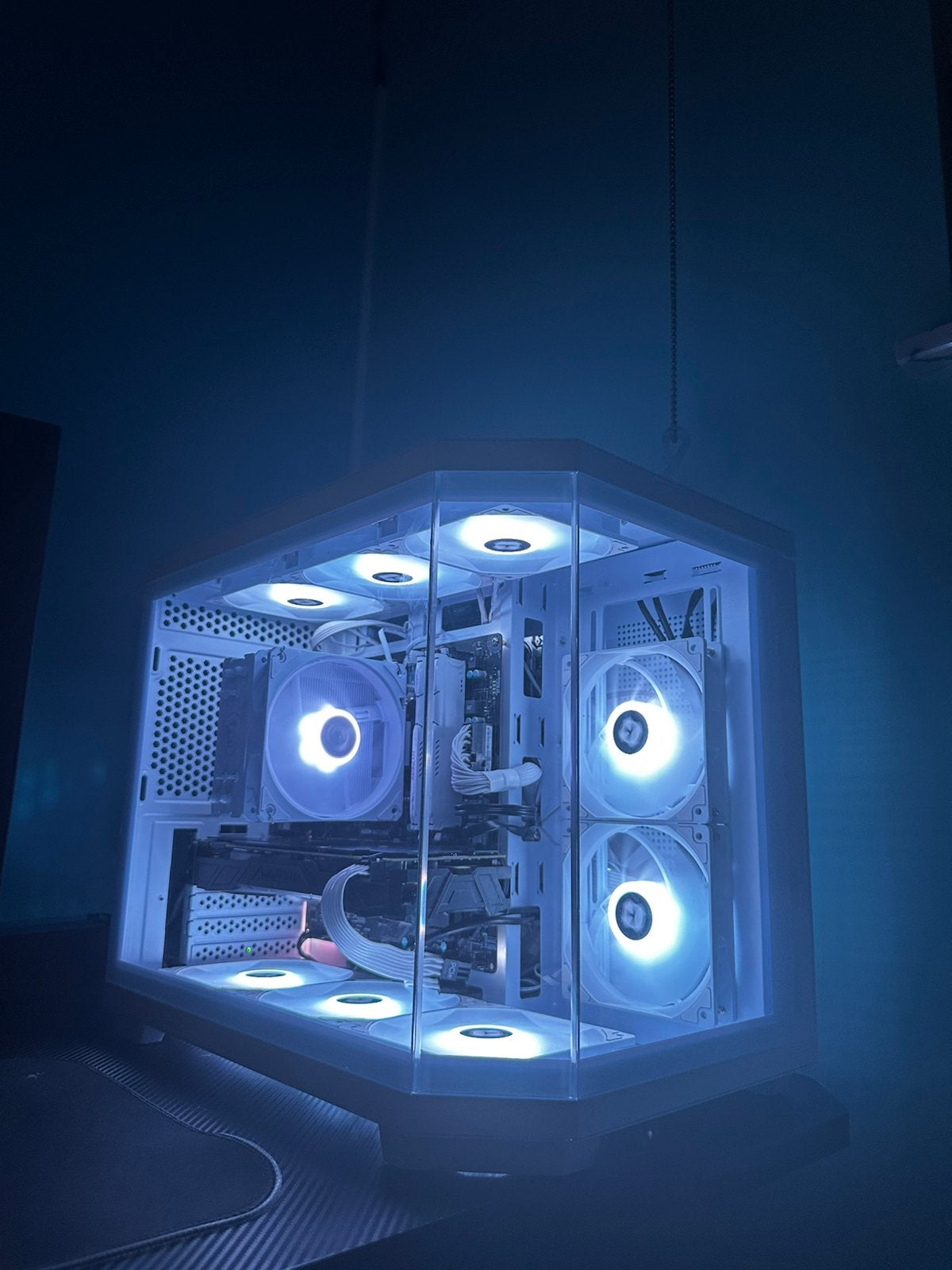 Witte Aquarium Game PC | GTX 1080 | Ryzen 7, Ophalen of Verzenden, Zo goed als nieuw, Gaming, HDD