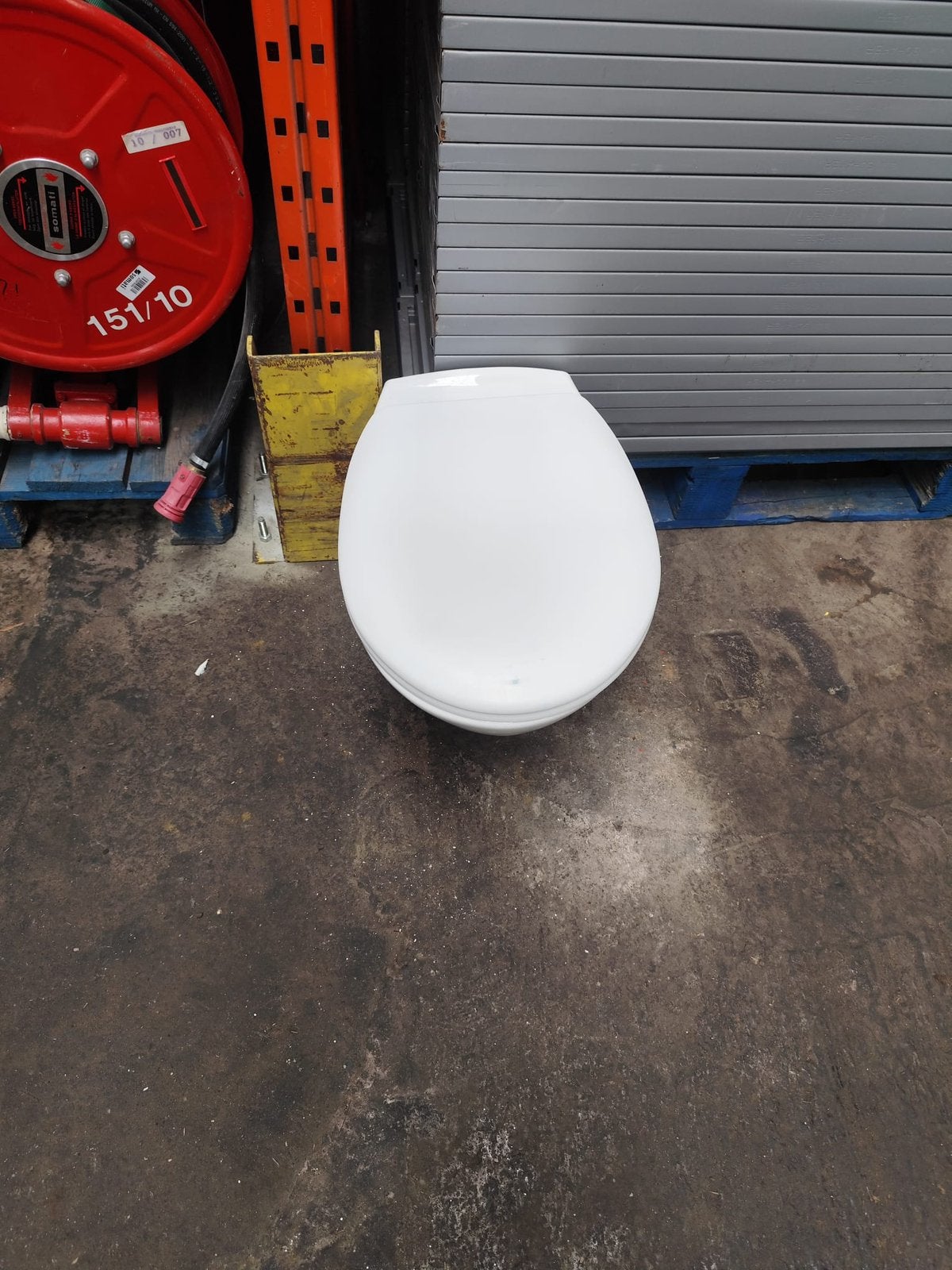 GEBERIT / toilet / SYSTEMFIX  inbouwreservoir, Doe-het-zelf en Bouw, Ophalen, Gebruikt, Toilet