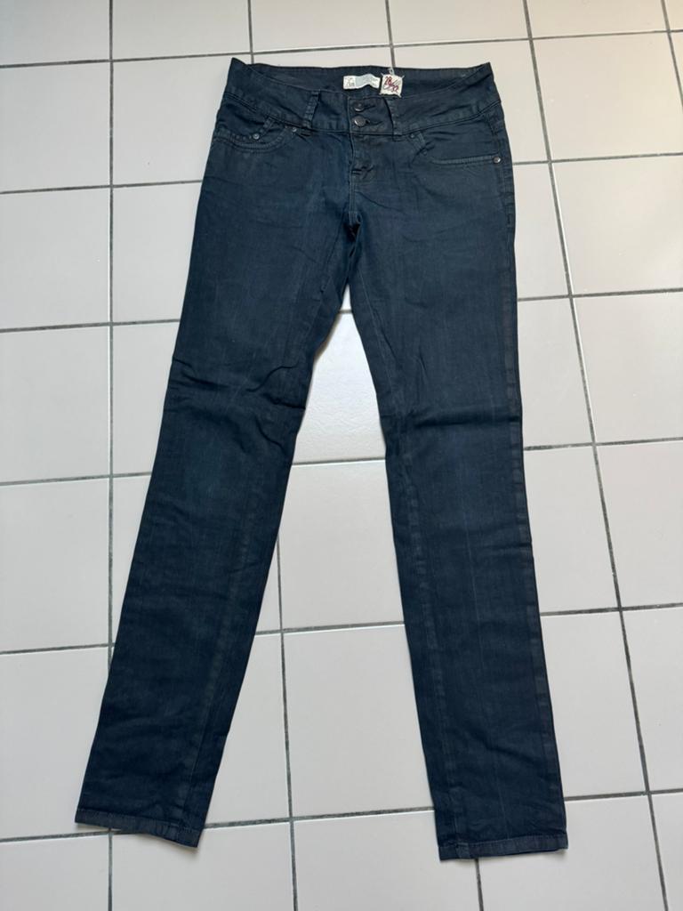 Herenbroek 28/32, Vêtements | Hommes, Pantalons, Enlèvement ou Envoi, Comme neuf