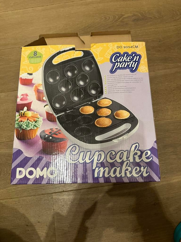 Varia aan cupcakemateriaal, Hobby en Vrije tijd, Taarten en Cupcakes maken, Ophalen, Zo goed als nieuw, Cupcakes