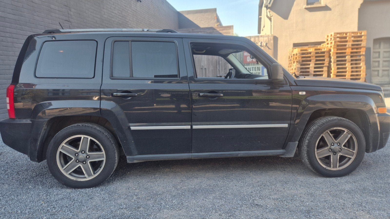 Jeep Patriot 4 x 4/ 99.000 kms, Entreprise, Achat