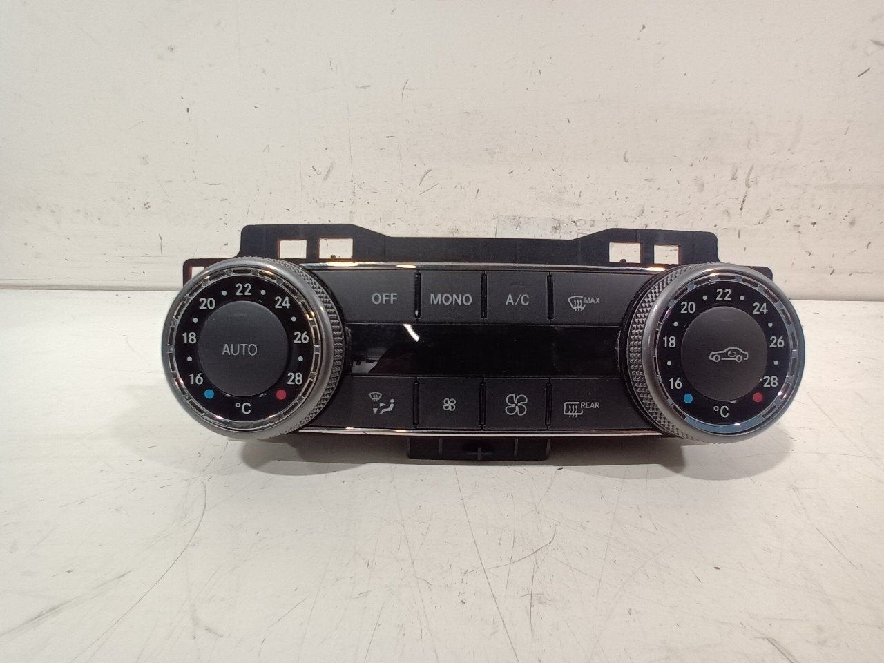 Bedieningspaneel kachel Mercedes-Benz C-Klasse, Onderdelen@venauto.nl, Van der Ven Autorecycling B.V., Ettenseweg 76, 4706 PB Roosendaal, The Netherlands