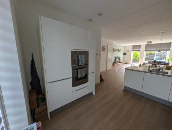 ✨KEUKEN MET SCHIEREILAND +APPARATUUR ✨, Huis en Inrichting, Wit, Hoekkeuken, Ophalen of Verzenden, Zo goed als nieuw