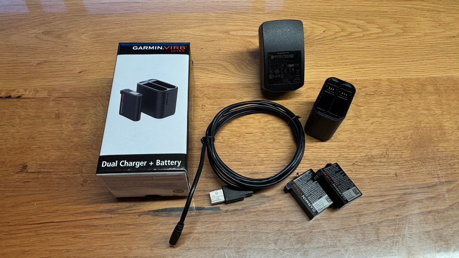 Garmin Virb Dual Charger en batterijen, Motoren, Ophalen of Verzenden, Zo goed als nieuw