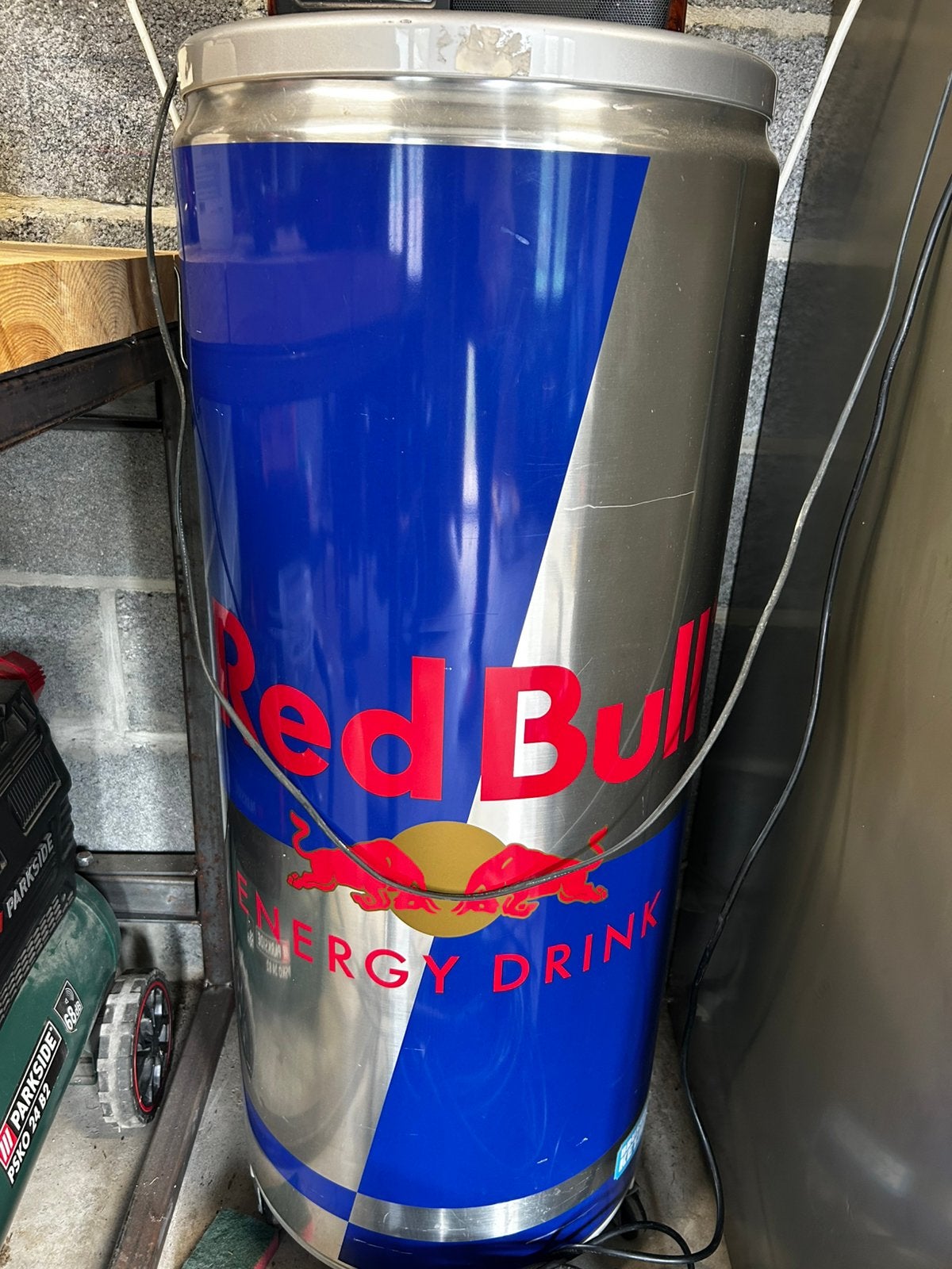 Frigo Red bull, Enlèvement, Comme neuf