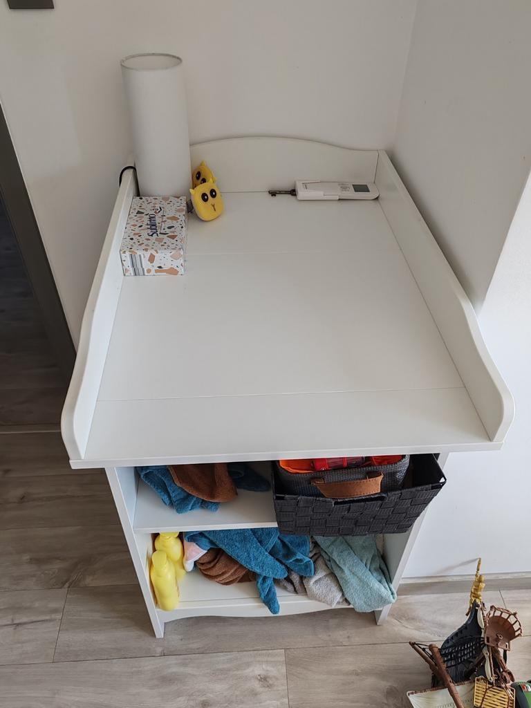Verzorgingstafel Ikea, Ophalen