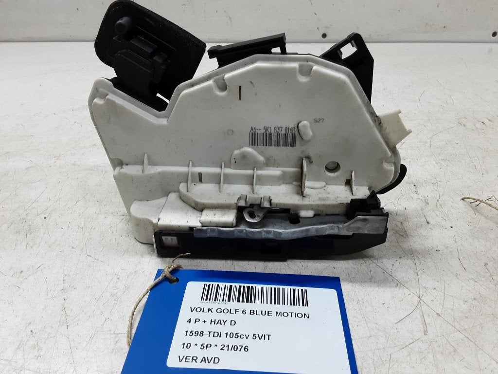 SERRURE DE PORTE AVANT DROITE Golf Plus (5M1 / 1KP), Autos : Pièces & Accessoires, Utilisé, Droite, Volkswagen
