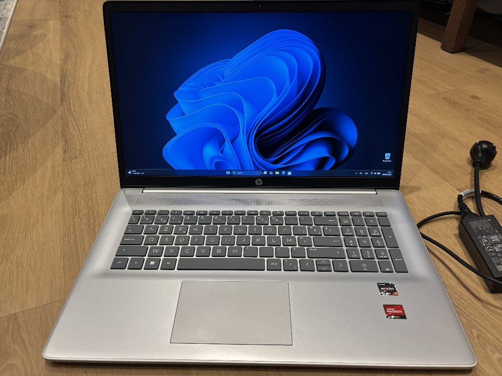 HP – 17,3" Full HD IPS / Ryzen 7 / 16 GB RAM / 512 GB NVMe, Informatique & Logiciels, 17 pouces ou plus, 4 Ghz ou plus, Enlèvement