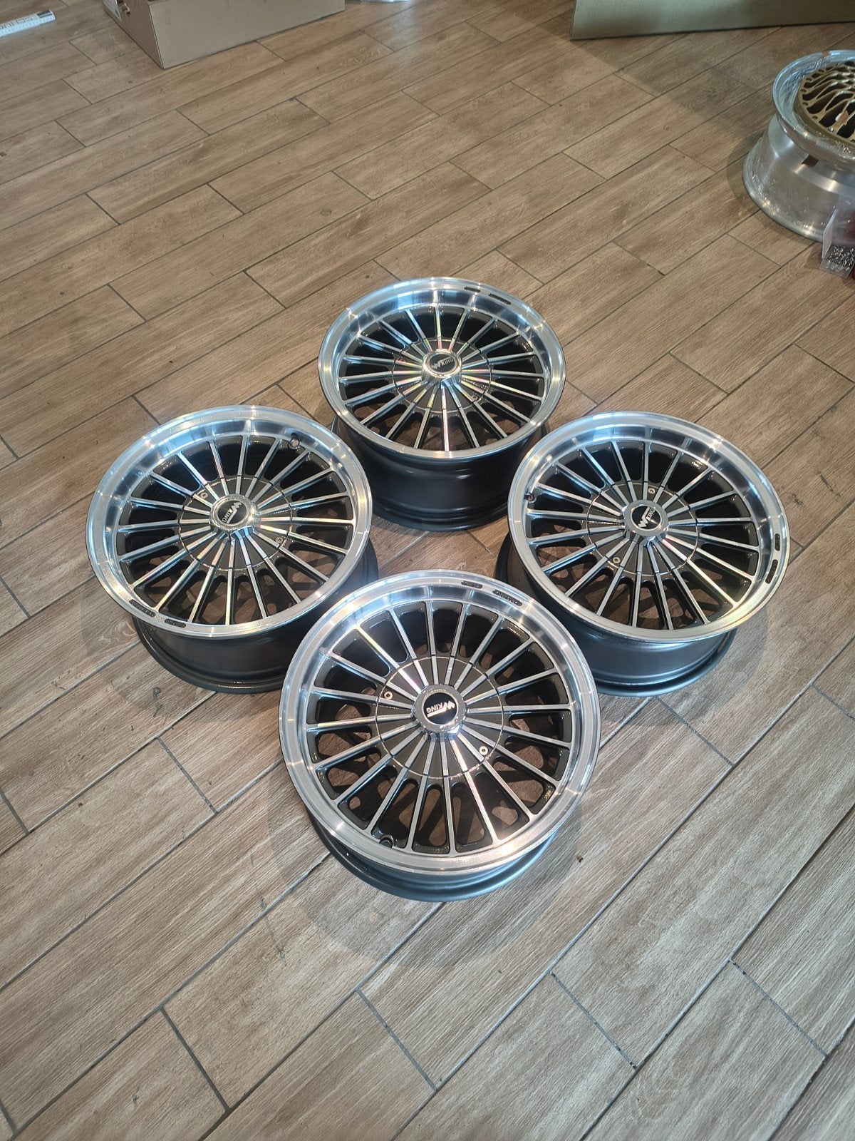 15 inch 4x100 (nieuw van 1986), Autos : Pièces & Accessoires, Pneus & Jantes, Pneu(s), 15 pouces, Enlèvement