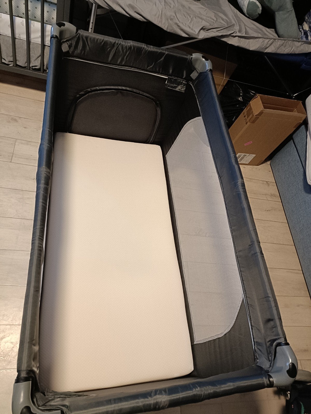 lit de voyage de luxe avec matelas supplémentaire, Matelas, Moins de 70 cm, Comme neuf, Enlèvement