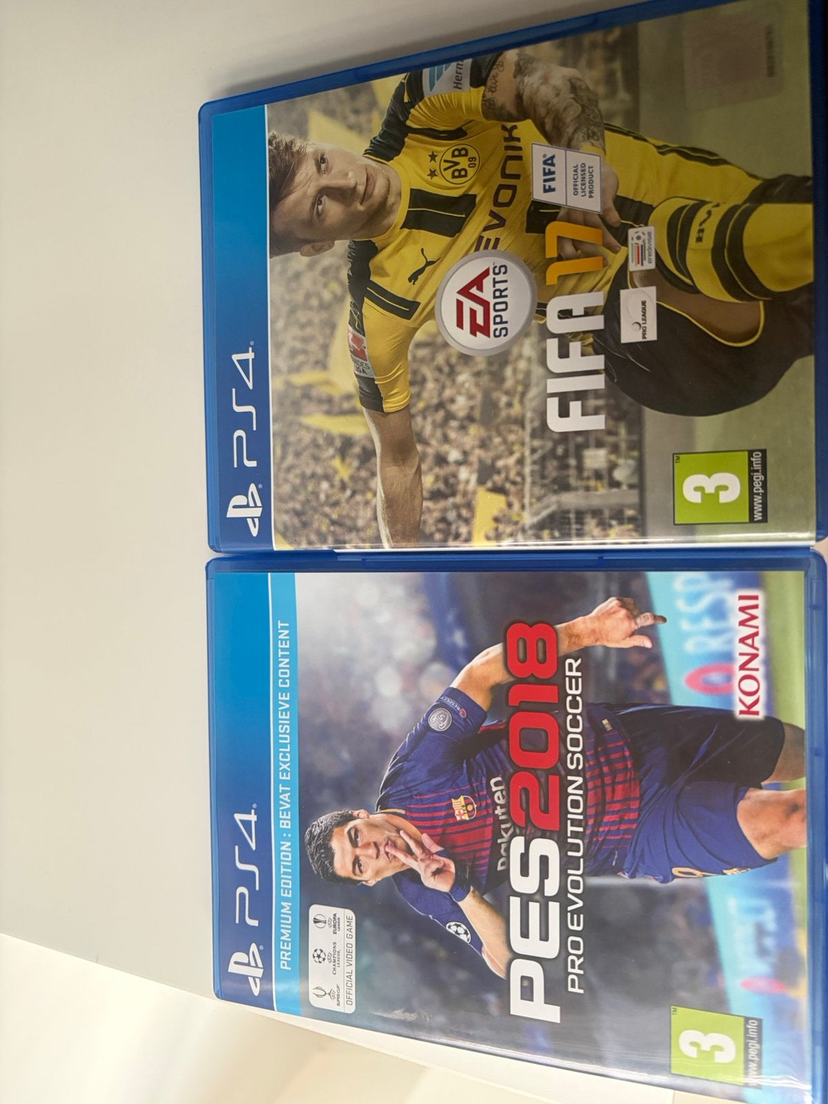 Voetbal games, Online, Ophalen of Verzenden, Zo goed als nieuw, 3 spelers of meer