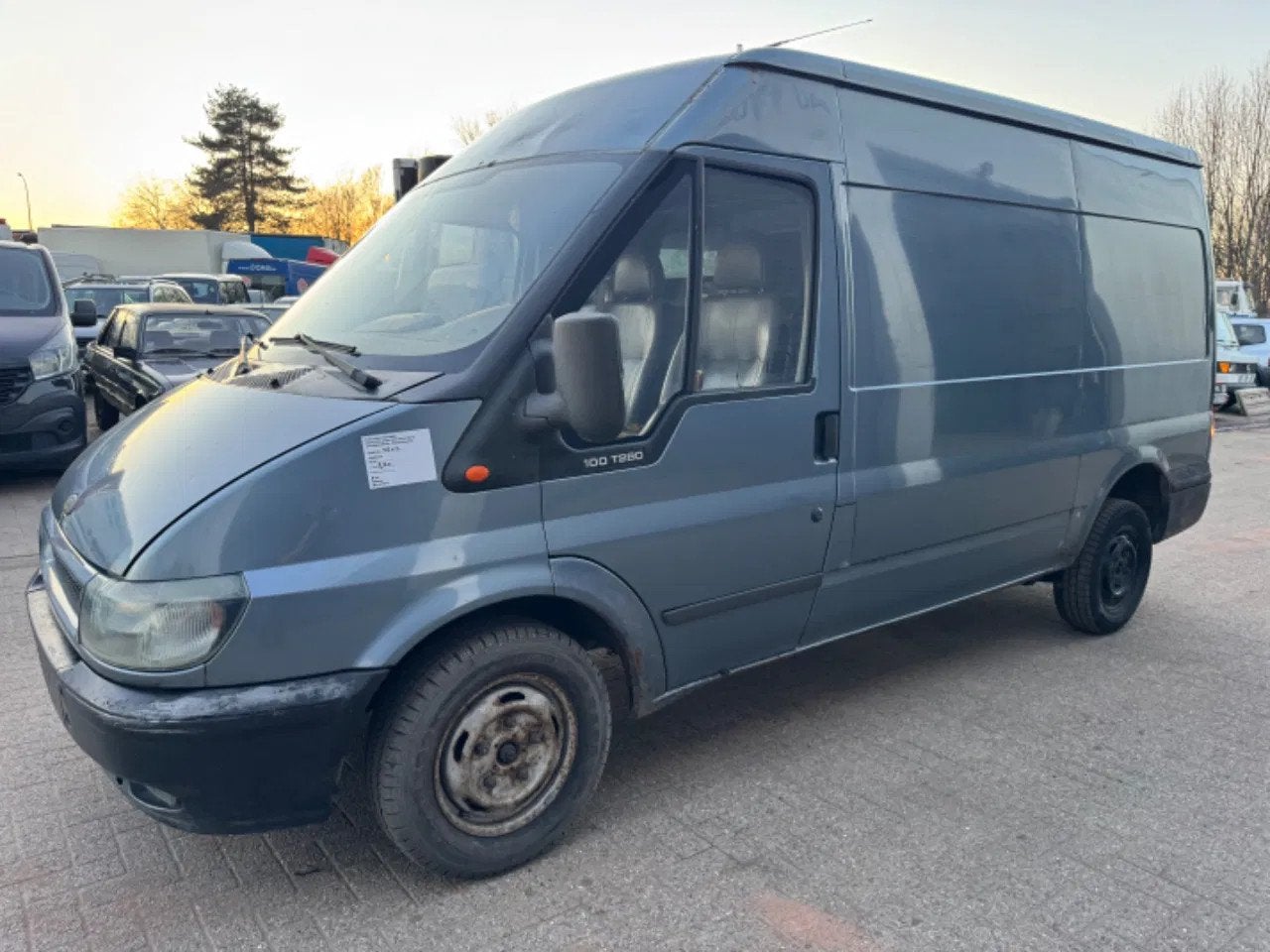Ford Transit (bj 2006), Auto's, Bestelwagens en Lichte vracht, Gebruikt, Bedrijf, Ford, Zilver of Grijs