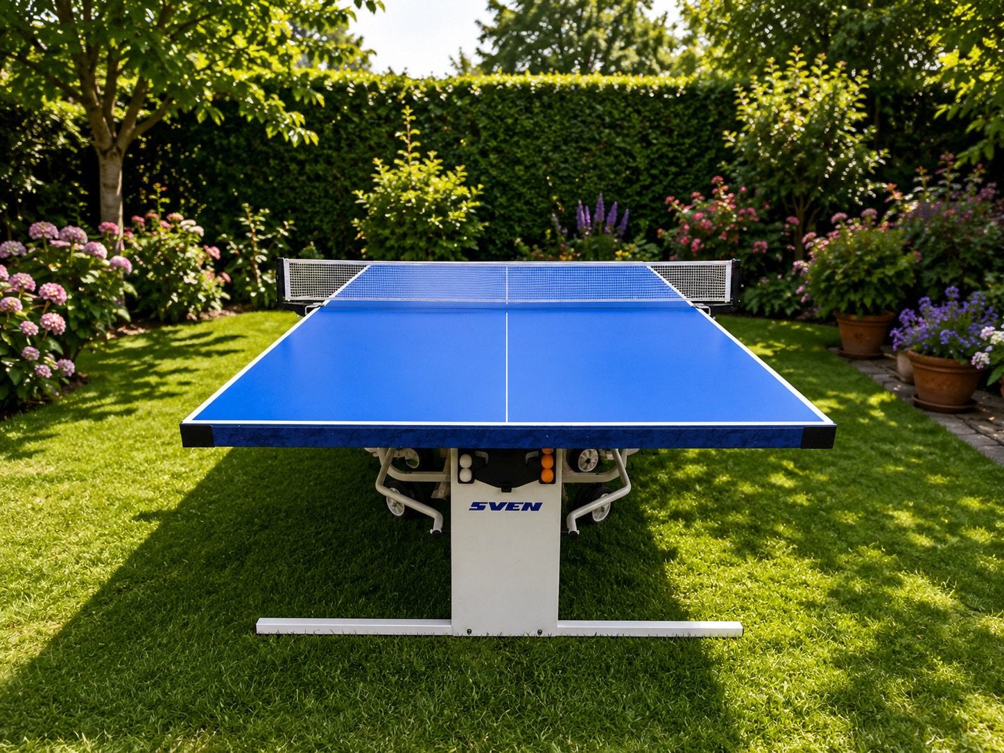 Robuuste outdoor tafeltennis tafel, Ophalen, Zo goed als nieuw, Net, Batje(s) of Balletje(s), Inklapbaar