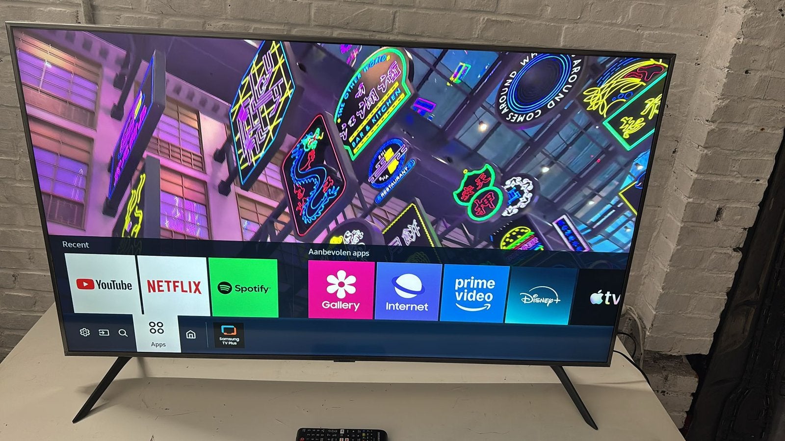 Samsung Smart 4K UHD 43 inch voor een prijsje, Ophalen, LED, 120 Hz, Zo goed als nieuw