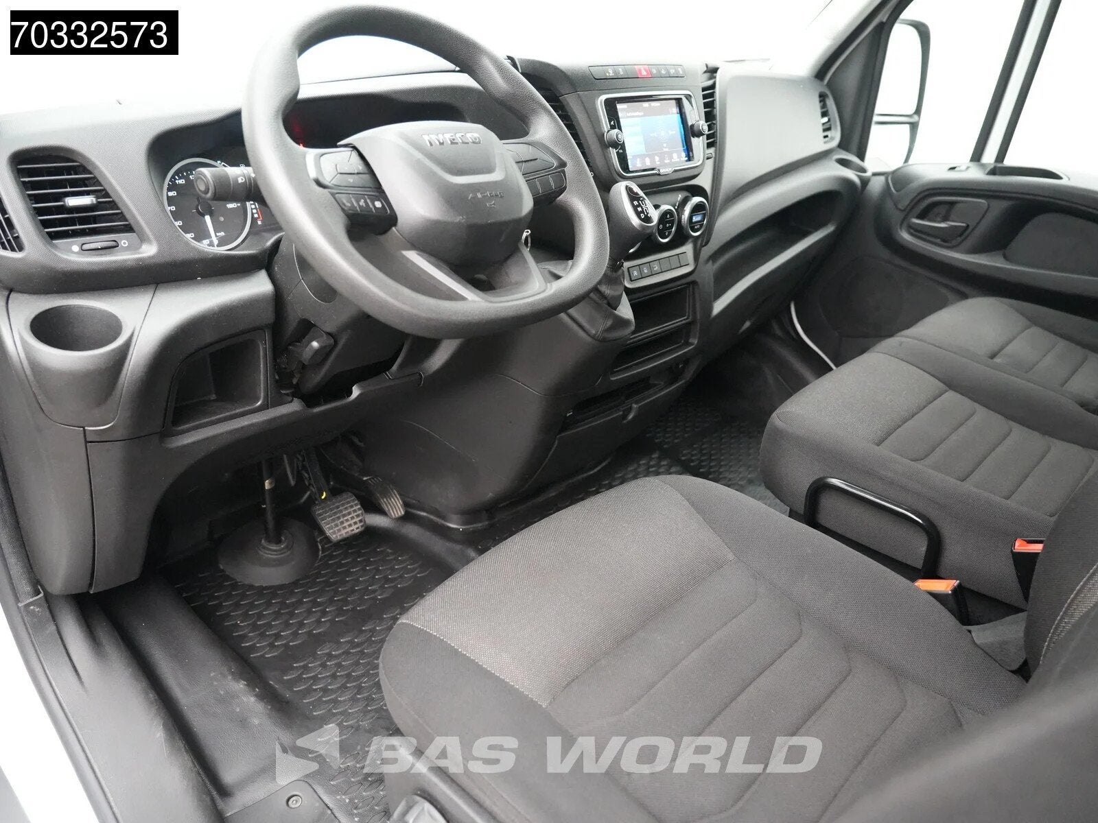 Iveco Daily 35S16 Automaat Laadklep Airco Hi-Connect Camera, Auto's, Automaat, Stof, Gebruikt, Euro 6