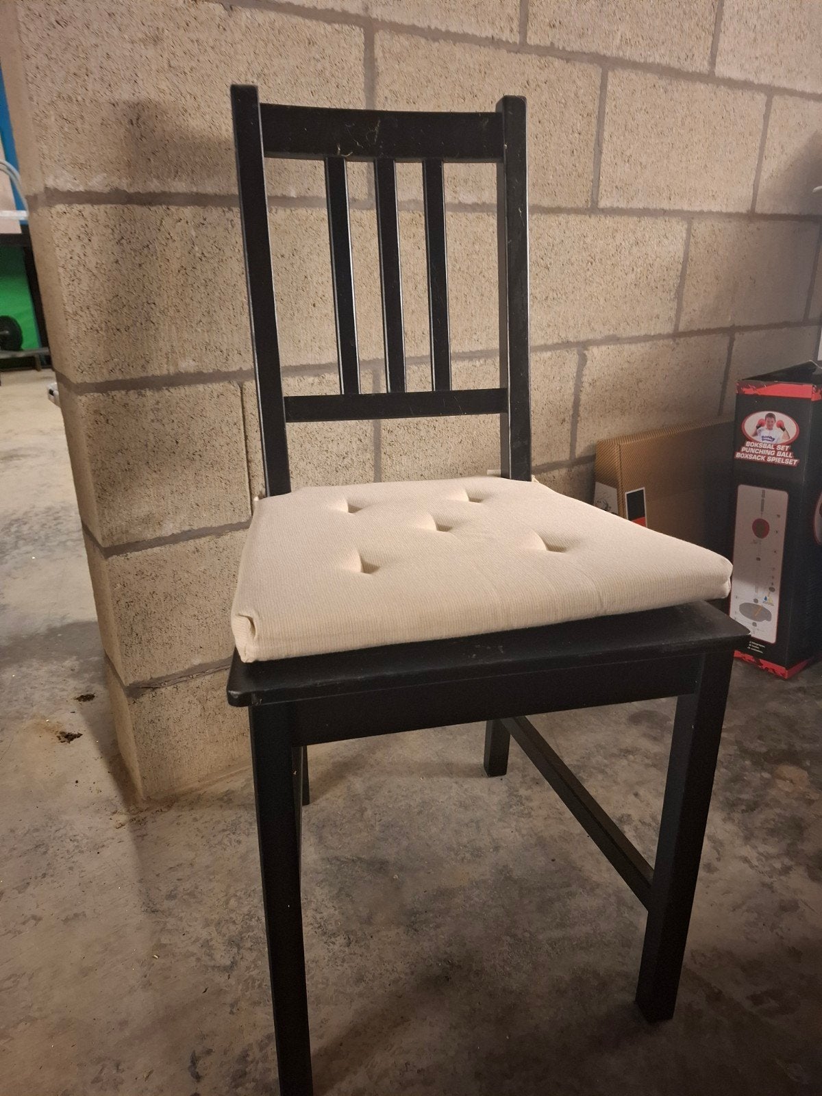 Zwarte stoel (6 stuks) + kussens, Ophalen, Zwart, Zo goed als nieuw, Vijf, Zes of meer stoelen