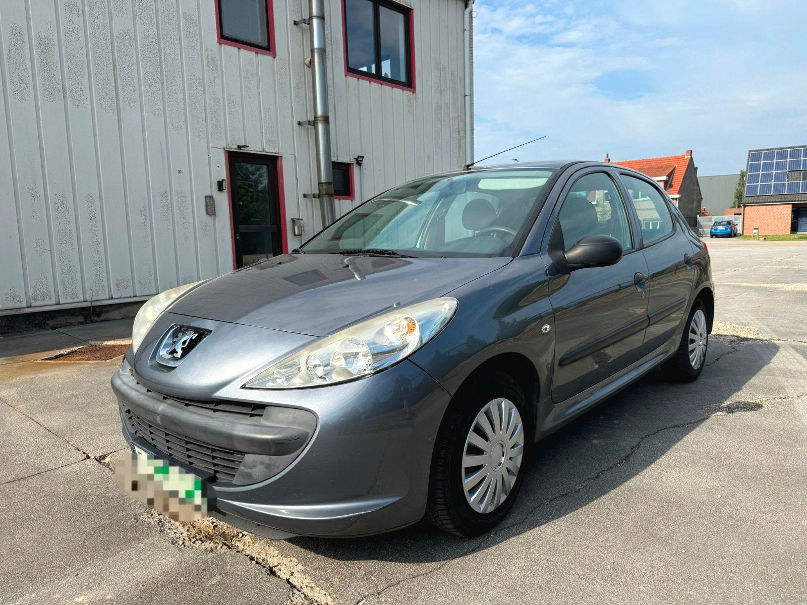 peugoet 206+ 1.1i Benzine 107000km volledig onderhoud, Achat, Boîte manuelle, Entretenue par le concessionnaire, Noir