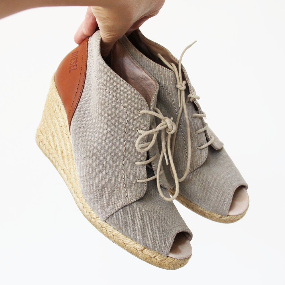 Magnifiques chaussures compensées Diesel S6 (taille 41) €55,, Gris, Comme neuf, Diesel, Autres types