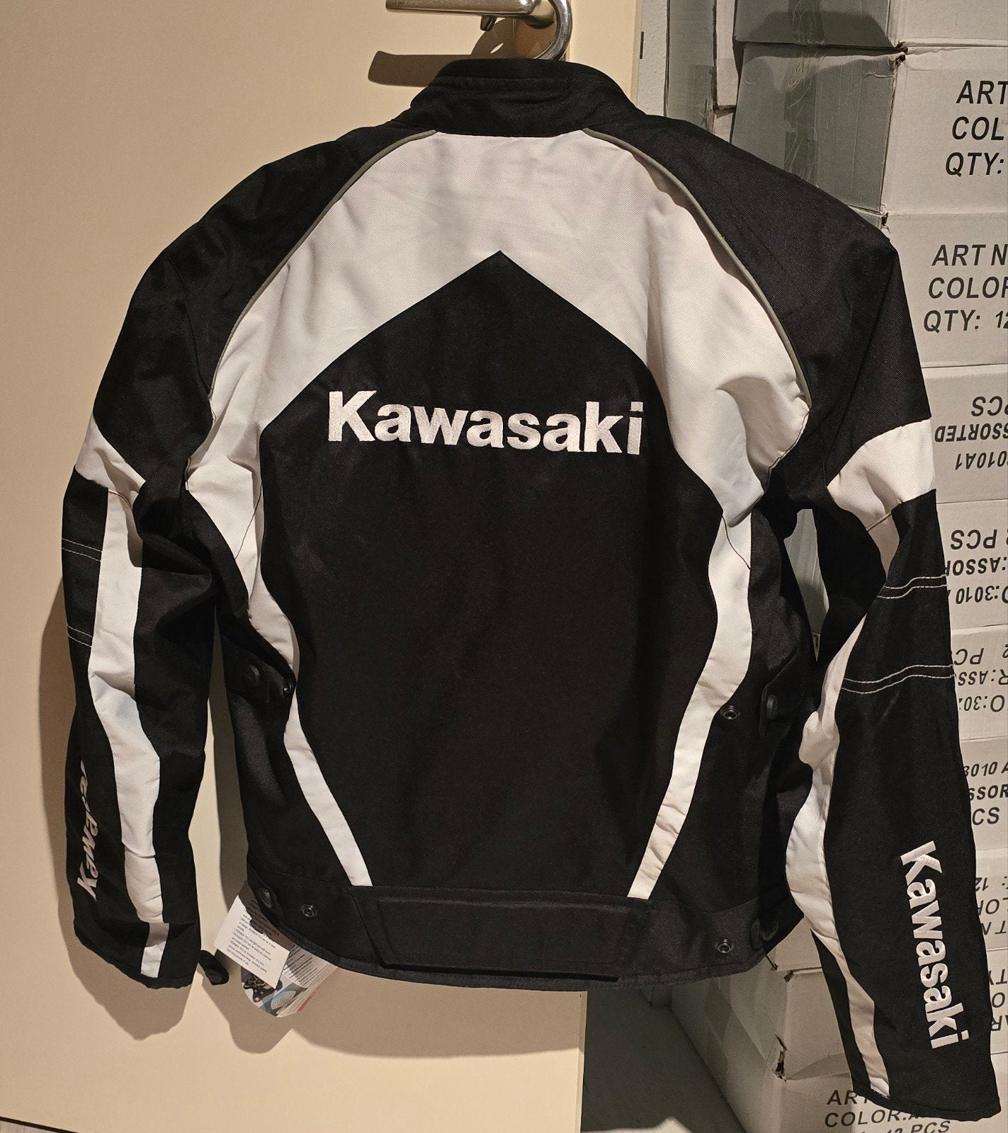 Kawasaki Motorjas Nieuw Zwart/Wit Maat M, L en XL, Motoren, Kleding | Motorkleding, Ophalen of Verzenden