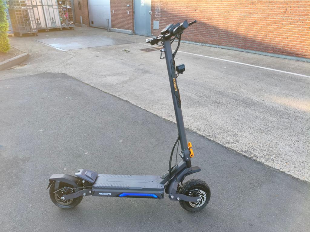 Elektrische step - Ausom Gosoul 2 PRO, Fietsen en Brommers, Steps, Ophalen