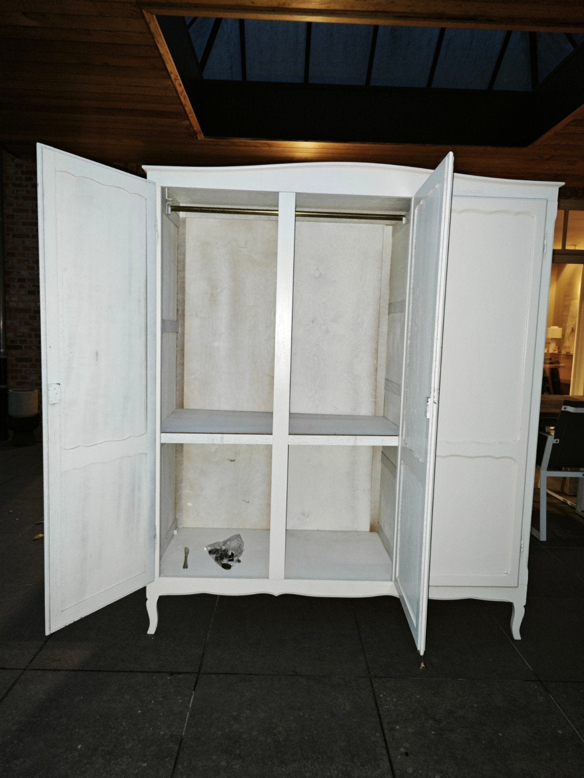 antieke wit gelakte Bretoense kast, driedeur, Ophalen, Met deur(en), 150 tot 200 cm, 150 tot 200 cm