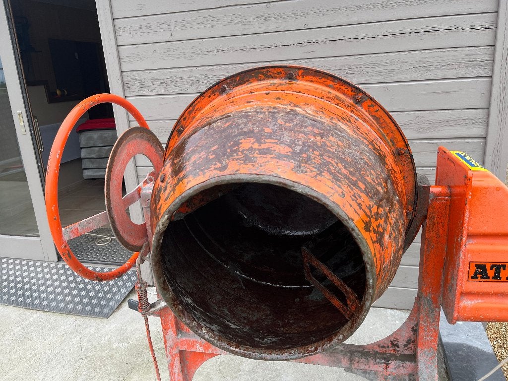 Betonmolen, Doe-het-zelf en Bouw, Ophalen, Gebruikt