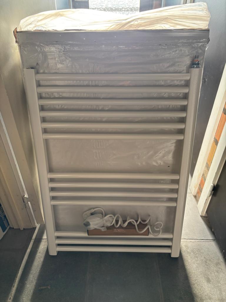 Badkamer electrischvradiator, Bricolage & Construction, Chauffage & Radiateurs, Enlèvement ou Envoi, Radiateur