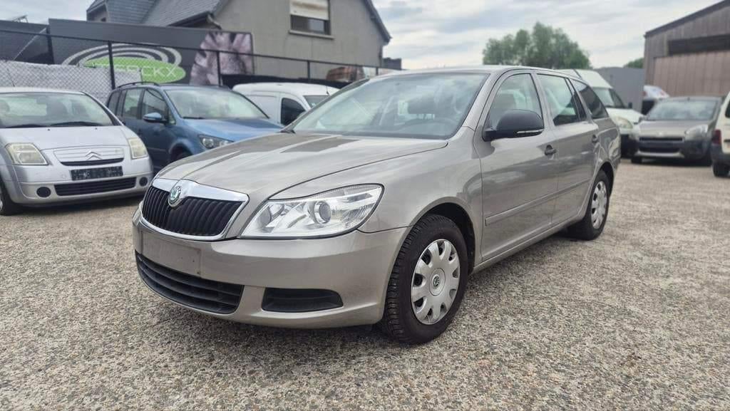 Skoda Octavia benzine/0470505042, Auto's, Euro 5, Bedrijf, Octavia, Te koop