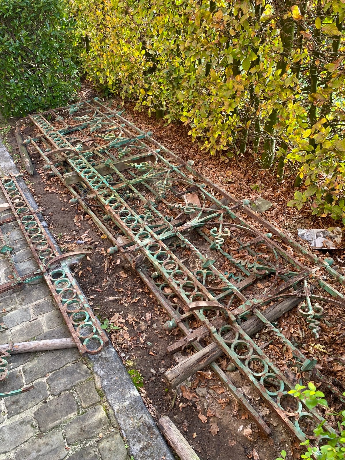 Antiek smeedijzeren hekwerk, Ophalen, Gebruikt, IJzer