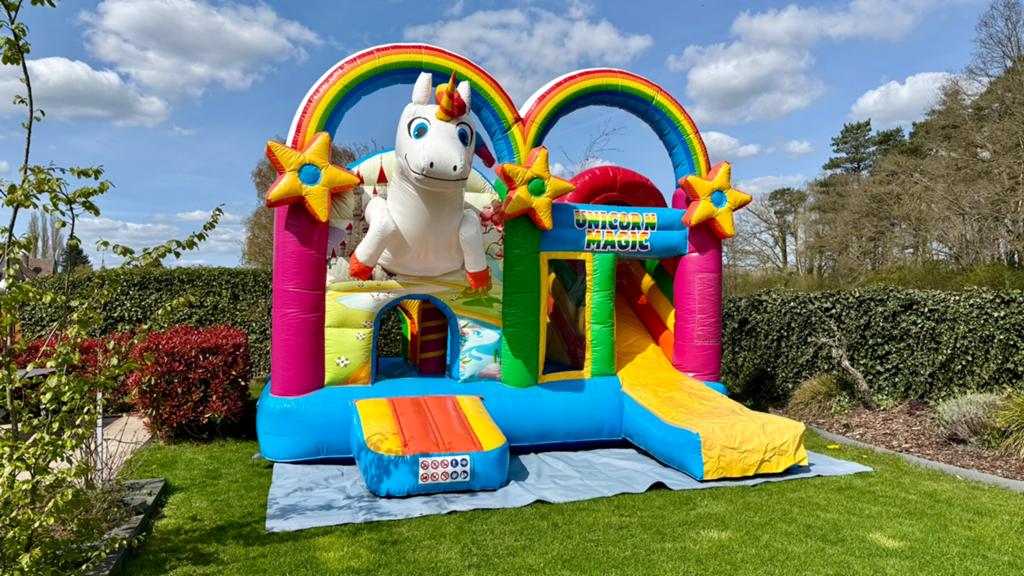 Unicorn springkasteel te huur, Hobby en Vrije tijd, Ophalen of Verzenden
