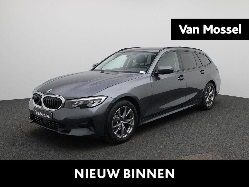 BMW 3 Reeks Touring 318i CARPLAY | SPORTLINE | ZETELVERWARMI, Auto's, Automaat, Gebruikt, Zwart, 4 cilinders