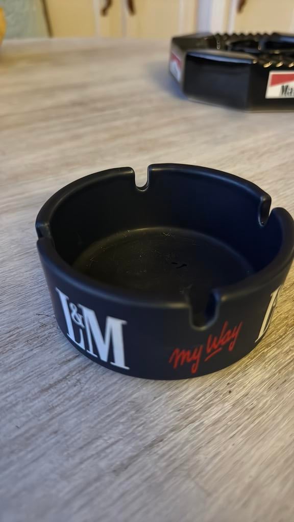 Cendrier L&M, Enlèvement, Comme neuf, Cendrier